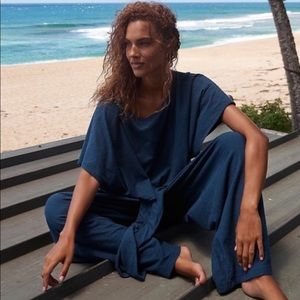 Free People Get Away Set in Navy